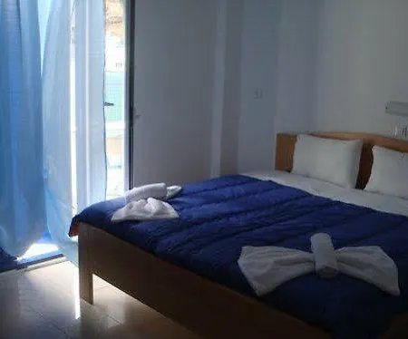 Madares Loutro