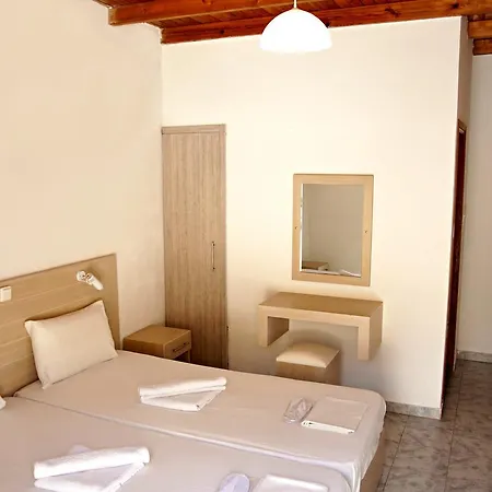 Inn Madares 2*