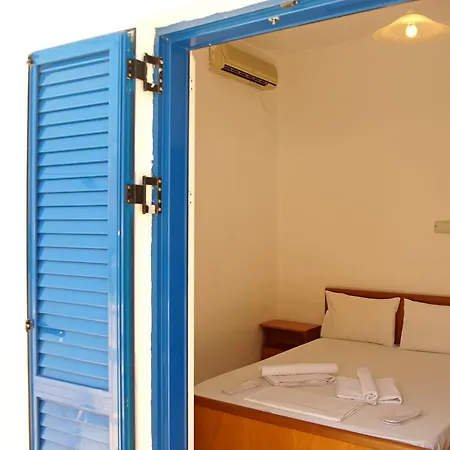 Madares Inn